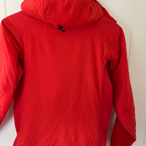 Arc’teryx LT Atom Hoody - Picture 5 of 13